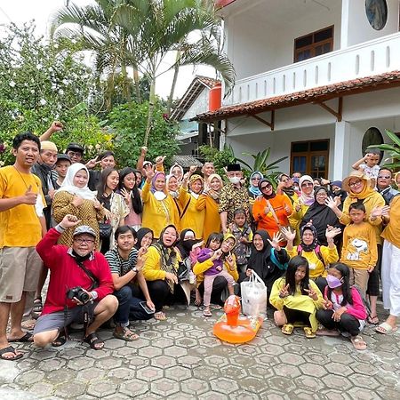 Hotel Bamboo House Pangandaran Exteriér fotografie