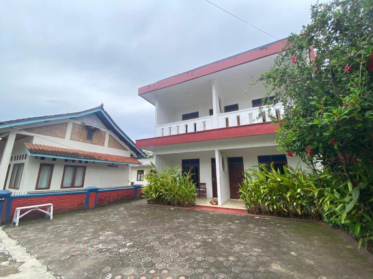 Hotel Bamboo House Pangandaran Exteriér fotografie