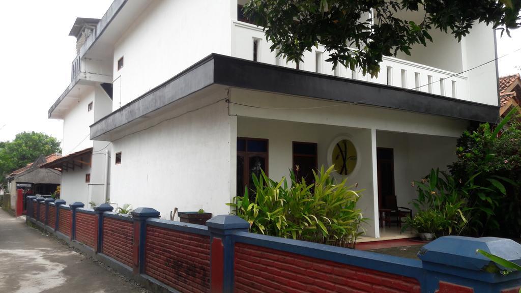 Hotel Bamboo House Pangandaran Exteriér fotografie